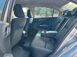 https://img.olx.com.br/thumbs256x256/36/368663557739323.jpg