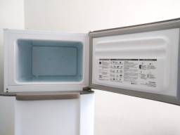 Título do anúncio: geladeira Esmaltec duplex 276 L