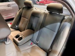https://img.olx.com.br/thumbs256x256/36/369579383726208.jpg