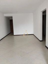 https://img.olx.com.br/thumbs256x256/37/370580408281928.jpg