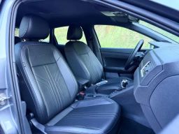 https://img.olx.com.br/thumbs256x256/37/370670807807104.jpg