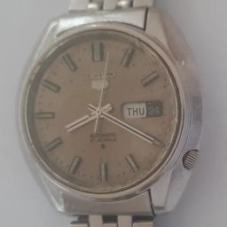 https://img.olx.com.br/thumbs256x256/37/371600799554713.jpg