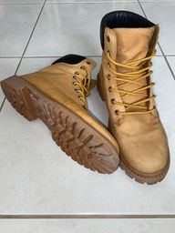 bota double g preta