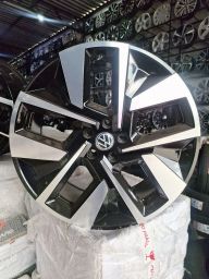 https://img.olx.com.br/thumbs256x256/37/372507769778879.jpg