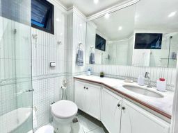 https://img.olx.com.br/thumbs256x256/37/372559161767793.jpg