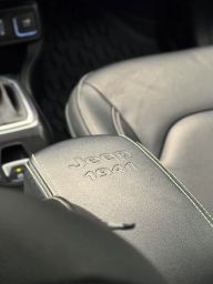 https://img.olx.com.br/thumbs256x256/37/372622660453182.jpg