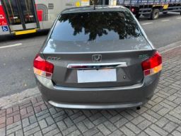 https://img.olx.com.br/thumbs256x256/37/372638194336783.jpg