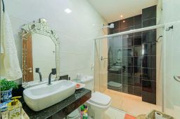 https://img.olx.com.br/thumbs256x256/37/373512160765664.jpg