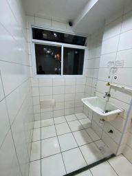 https://img.olx.com.br/thumbs256x256/37/373648329212171.jpg