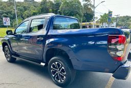 https://img.olx.com.br/thumbs256x256/37/374533283797394.jpg