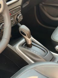 https://img.olx.com.br/thumbs256x256/37/374689435256207.jpg