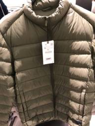 Título do anúncio: Jaqueta casaco zara impermeável nova M 