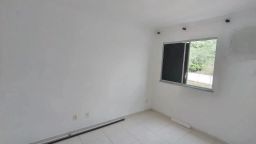 https://img.olx.com.br/thumbs256x256/37/375537401166650.jpg