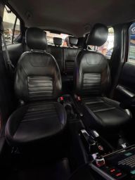 https://img.olx.com.br/thumbs256x256/37/375649197281559.jpg