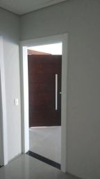 https://img.olx.com.br/thumbs256x256/37/376553273692213.jpg