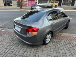 https://img.olx.com.br/thumbs256x256/37/376629557779692.jpg