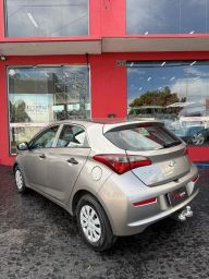 https://img.olx.com.br/thumbs256x256/37/376674791215939.jpg