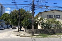 https://img.olx.com.br/thumbs256x256/37/379500381866991.jpg