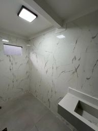 https://img.olx.com.br/thumbs256x256/38/380505644360149.jpg