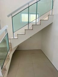 https://img.olx.com.br/thumbs256x256/38/380518764228499.jpg