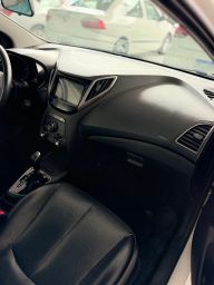 https://img.olx.com.br/thumbs256x256/38/381668446990300.jpg