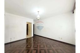 https://img.olx.com.br/thumbs256x256/38/382515523500779.jpg