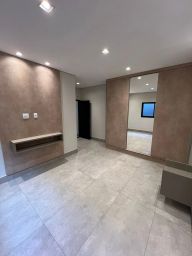https://img.olx.com.br/thumbs256x256/38/382517284967427.jpg