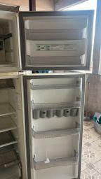 https://img.olx.com.br/thumbs256x256/38/382632435621457.jpg