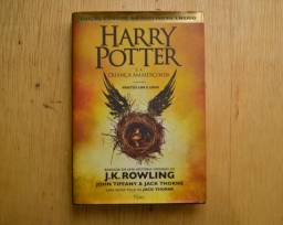 Título do anúncio: Livro Harry Potter E A Criança Amaldiçoada 1ª Edição