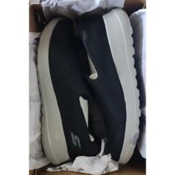 https://img.olx.com.br/thumbs256x256/38/383504396661733.jpg