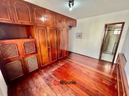 https://img.olx.com.br/thumbs256x256/38/383538527502672.jpg