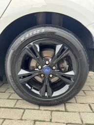 https://img.olx.com.br/thumbs256x256/38/385512394268293.jpg