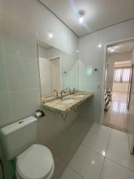 https://img.olx.com.br/thumbs256x256/38/385515405630883.jpg