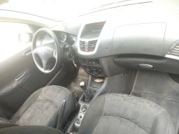 https://img.olx.com.br/thumbs256x256/38/386494221079145.jpg