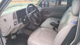 https://img.olx.com.br/thumbs256x256/38/386512401124838.jpg