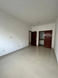 https://img.olx.com.br/thumbs256x256/38/386543393086954.jpg