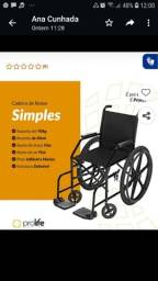 Título do anúncio: Vendo cadeira de rodas novas e cadeira de banho