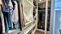 https://img.olx.com.br/thumbs256x256/38/388502761757667.jpg