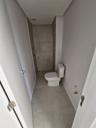 https://img.olx.com.br/thumbs256x256/38/388518274857012.jpg