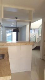 https://img.olx.com.br/thumbs256x256/38/388523644770317.jpg