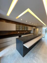https://img.olx.com.br/thumbs256x256/38/388565167179957.jpg