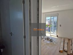 https://img.olx.com.br/thumbs256x256/38/388570151500721.jpg