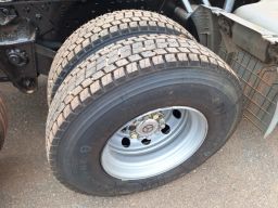 https://img.olx.com.br/thumbs256x256/38/389509649045162.jpg