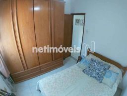https://img.olx.com.br/thumbs256x256/38/389517876692365.jpg