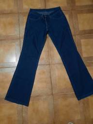 Título do anúncio: Calça jeans cintura baixa tamanho 42