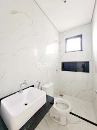https://img.olx.com.br/thumbs256x256/39/392527647181180.jpg