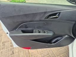 https://img.olx.com.br/thumbs256x256/39/392645410588253.jpg