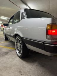 https://img.olx.com.br/thumbs256x256/39/392695553930231.jpg