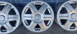 https://img.olx.com.br/thumbs256x256/39/393465765559481.jpg