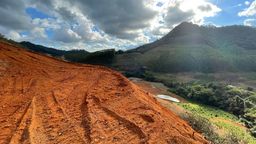 Título do anúncio: Chácara/terreno em frente a represa próx a Araguaia - Marechal Floriano